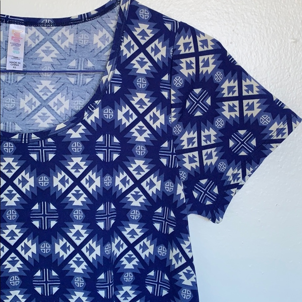 LulaRoe Classic T